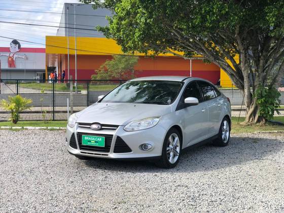 FORD FOCUS 2.0 SE SEDAN 16V FLEX 4P AUTOMÁTICO FORD FOCUS 2.0 SE SEDAN 16V FLEX 4P AUTOMÁTICO